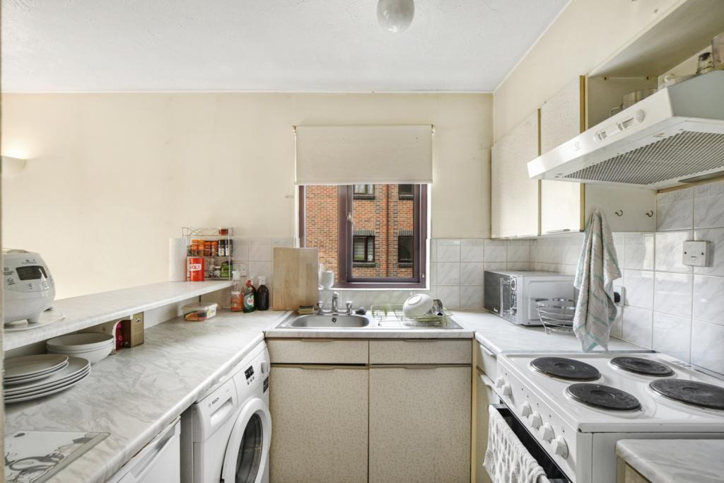 Transom Square, Isle of Dogs, London E14 – 1 Bedroom Apartment for Sale