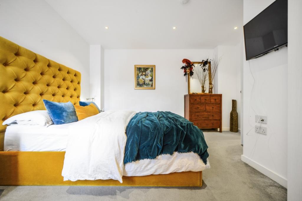 Hand Axe Yard, Kings Cross, London WC1X – 1 Bedroom Apartment for Sale