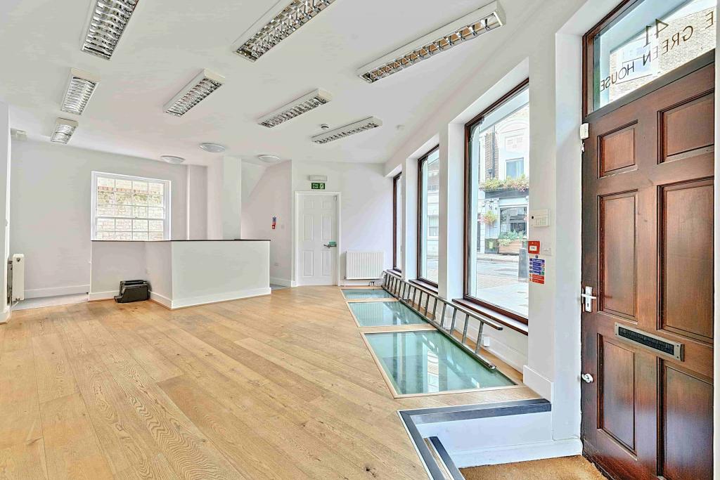 41-42 Clerkenwell Green – The Green House – Retail/Office Space for Lease – 1,076 sq ft