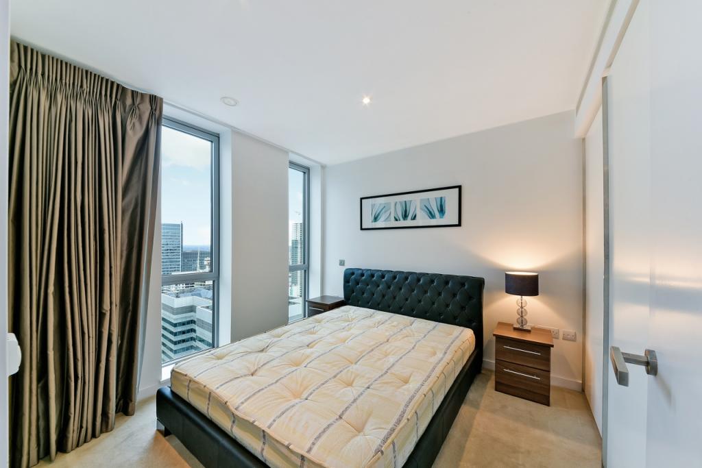 Pan Peninsula Square – 2 Bedroom Apartment for Sale – £575,000 – Canary Wharf, London E14
