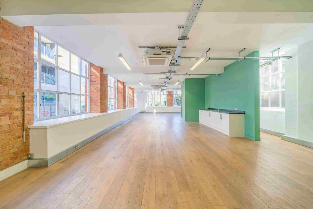49-51 Central St – Office Unit for Sale – 1,702 sq ft – £1,250,000 – Clerkenwell