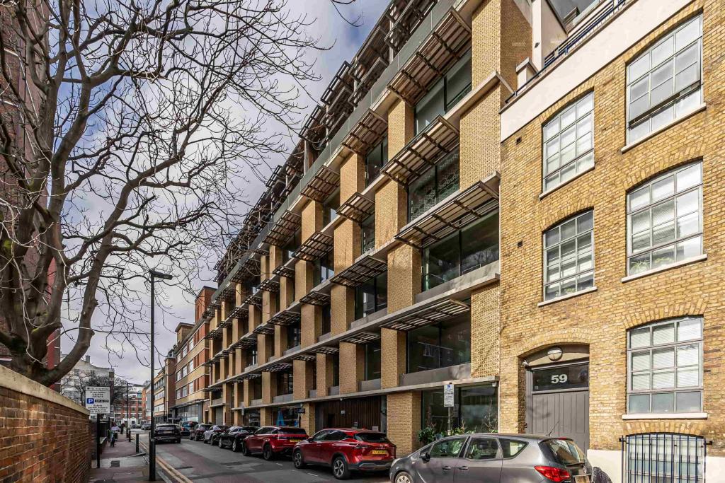 45-57 Gee St – Office Space for Lease – 21,000 sq ft – £49.50 per sq ft – Clerkenwell