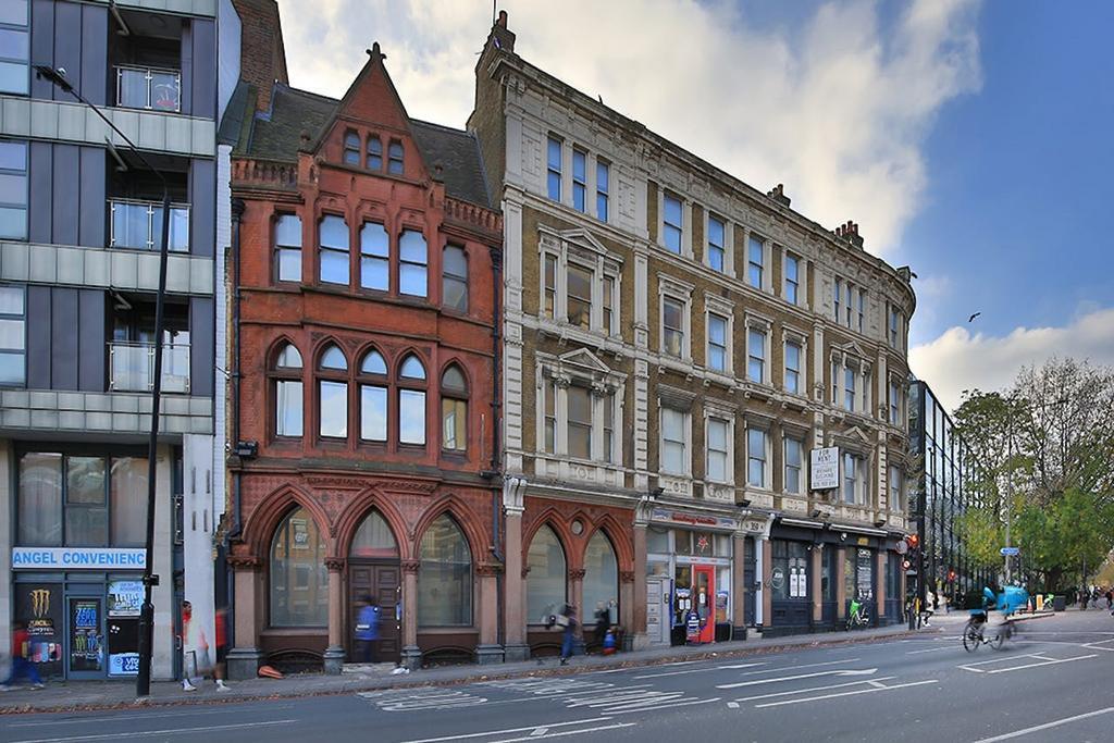 353-355 Goswell Rd–The Gothic Building–Office for Lease–3,117 sq ft –£35.00 per sq ft