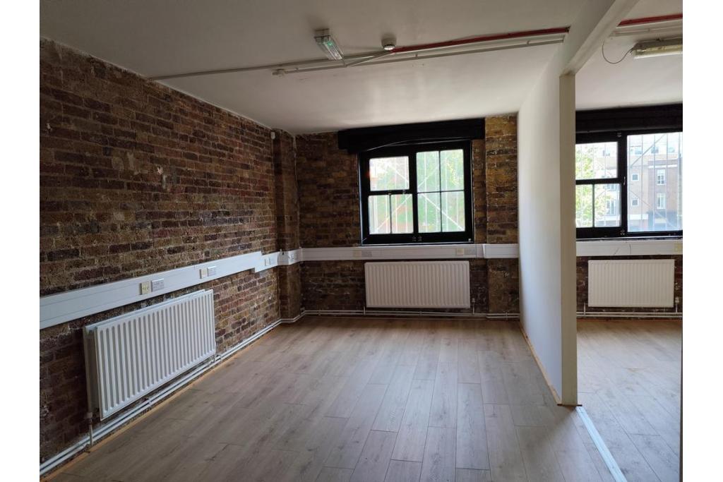 3 Lever Street – Office Space for Lease – 1,915 sq ft – London EC1V 3QU