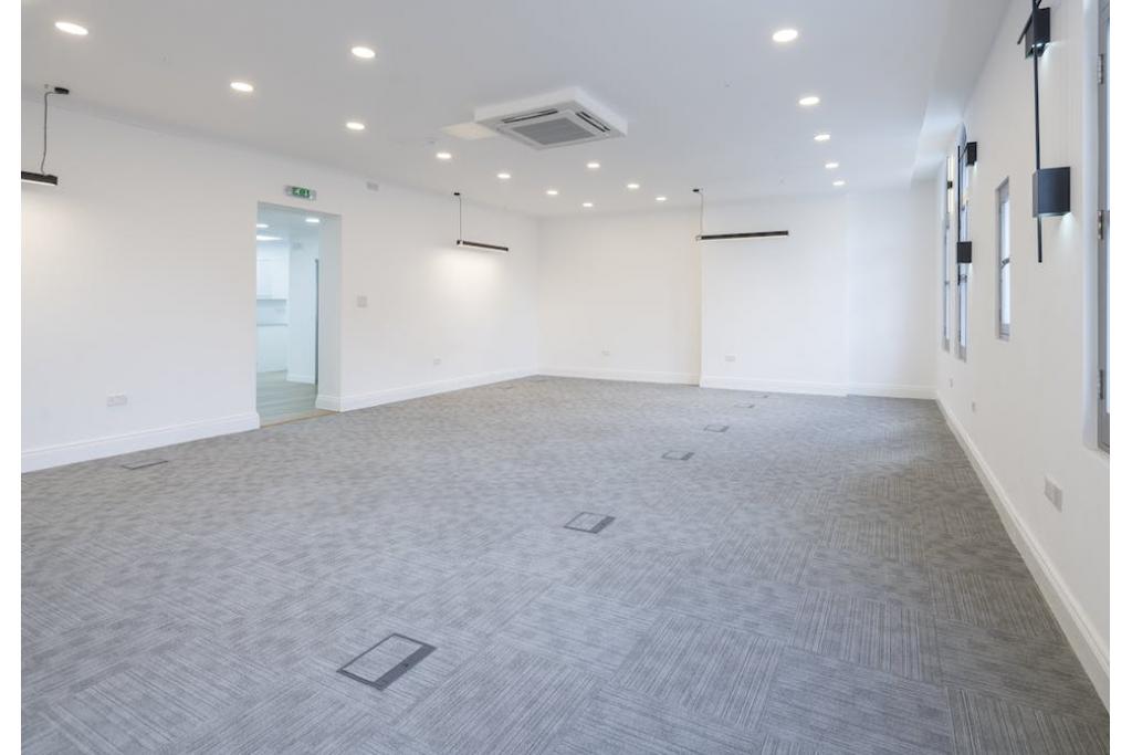 12 Old Street Office Space for Lease – 8,161 sq ft – London