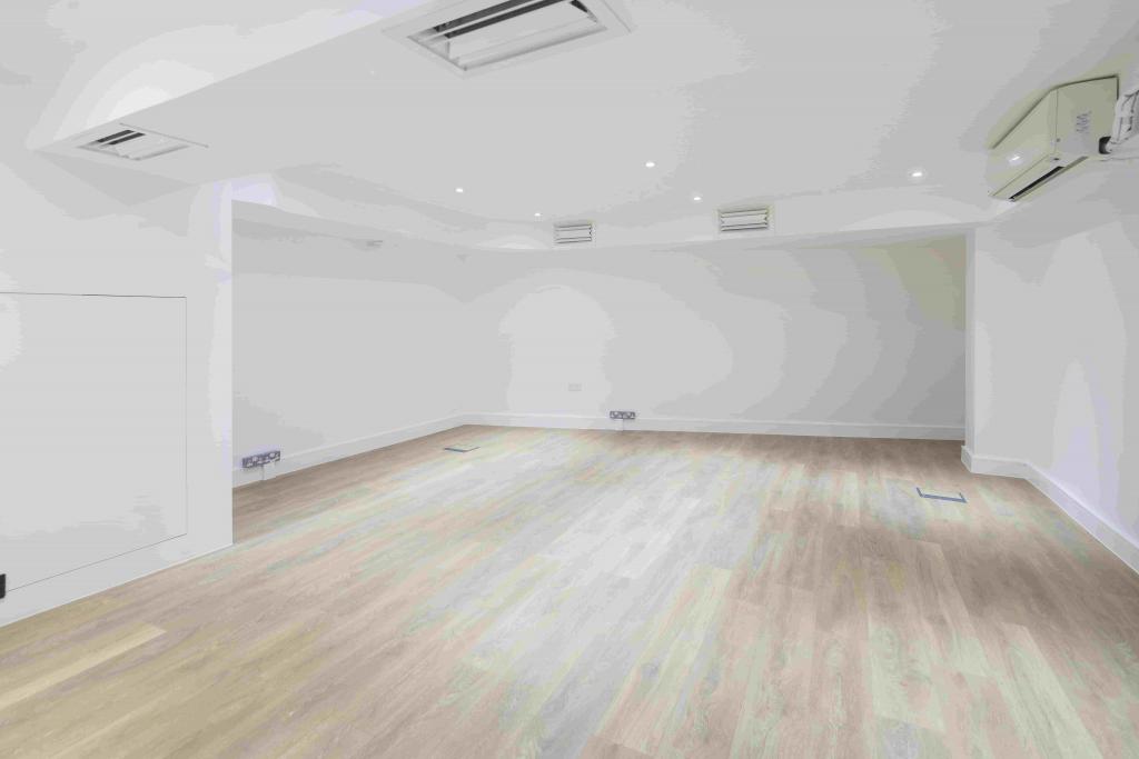 12 Old Street Office Space for Lease – 8,161 sq ft – London