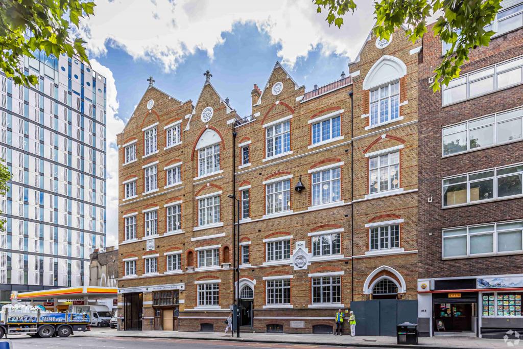 196 Old Street – New City Cloisters Office & Retail Space for Lease – 28,573 sq ft – London