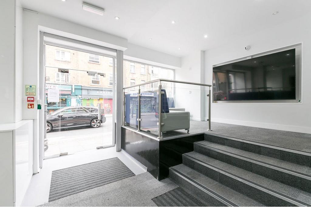 326-328 Old Street – Entex House Office for Lease – 3,831 sq ft – London