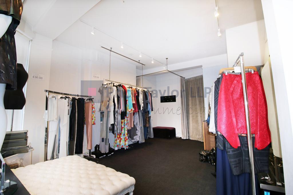 365 St John Street – Retail Shopfront for Lease – 532 sq ft – London EC1V 4LB