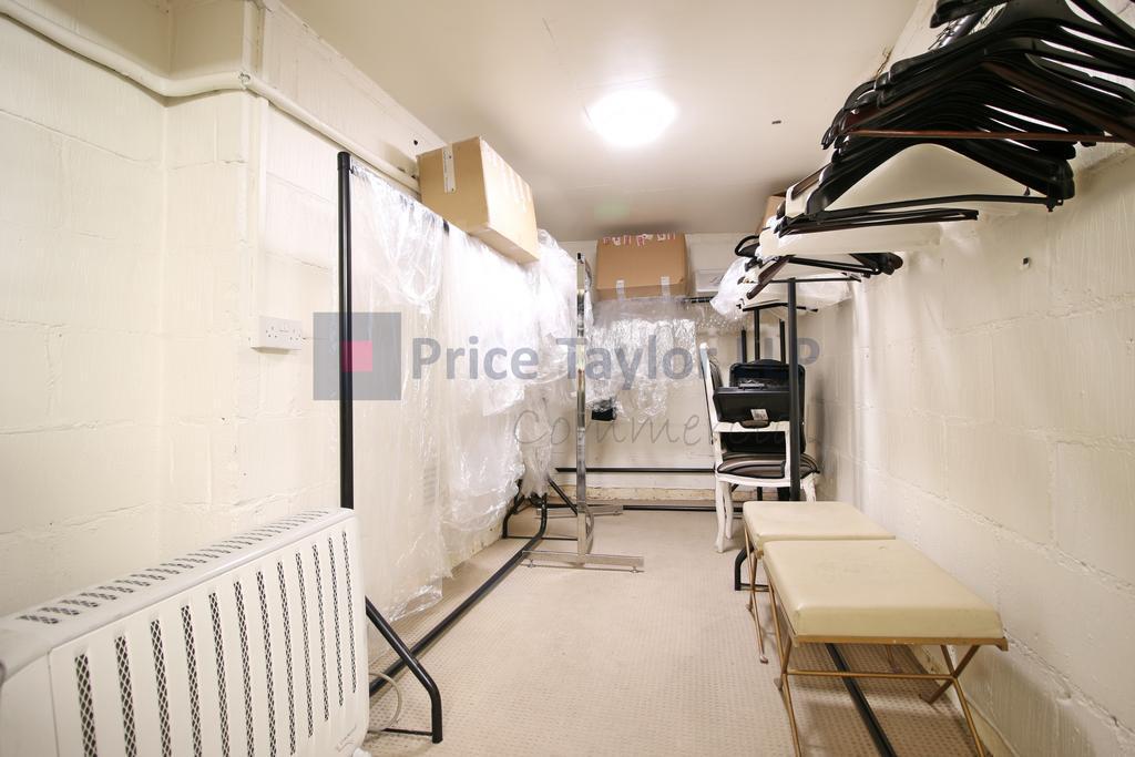 365 St John Street – Retail Shopfront for Lease – 532 sq ft – London EC1V 4LB