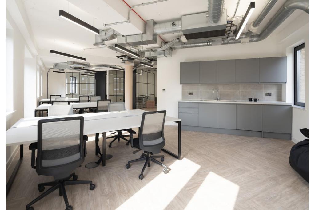 320-326 City Rd – Angel Gate – Office Space for Lease – 10,859 sq ft – London