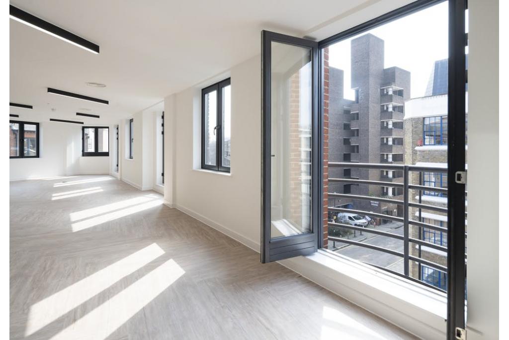 320-326 City Rd – Angel Gate – Office Space for Lease – 10,859 sq ft – London