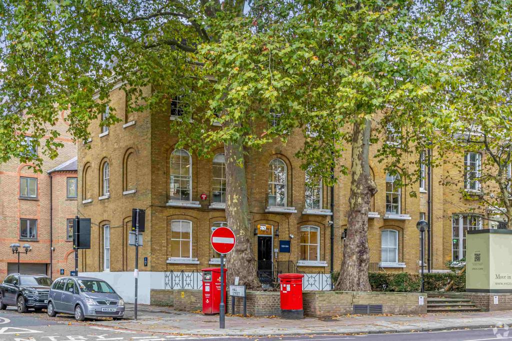 Property for Sale – Fishguard Way, E16 2RX