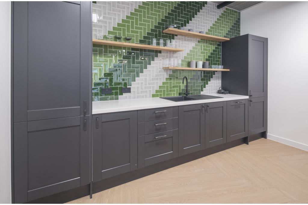 18 Brunswick Pl – Office Space for Lease – 2,002 sq ft – London EC1V 9PE