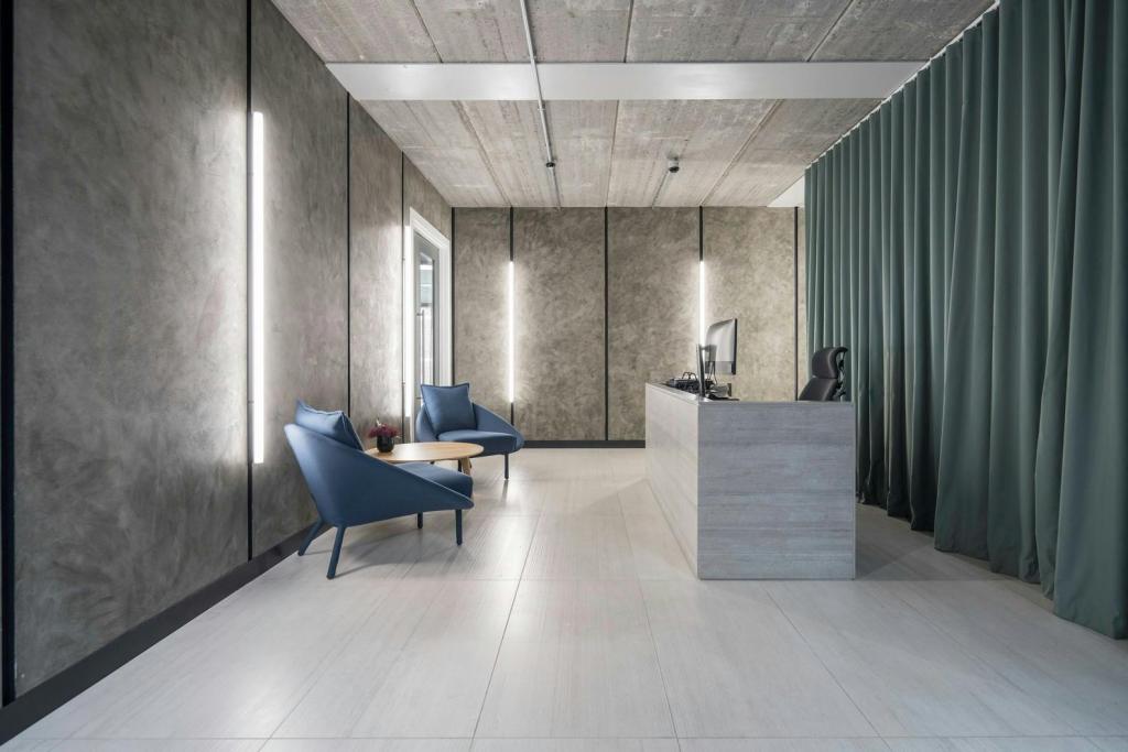 18 Brunswick Pl – Office Space for Lease – 2,002 sq ft – London EC1V 9PE