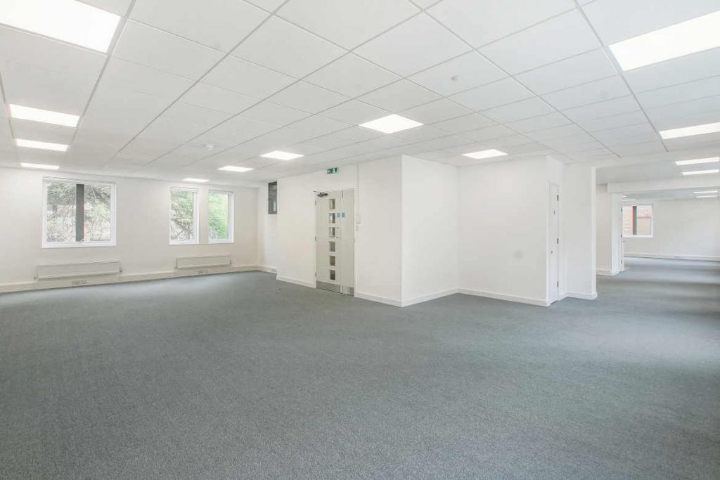 13-14 Angel Gate – Office Space for Lease – 700 sq ft – London EC1V 2PT