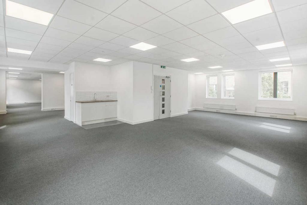 13-14 Angel Gate – Office Space for Lease – 700 sq ft – London EC1V 2PT