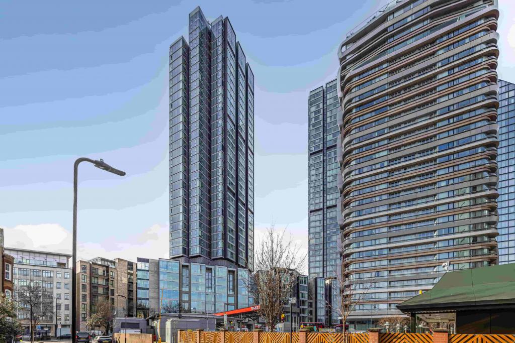 250 City Rd – iBasin – Office Space for Lease – 52,040 sq ft – London EC1V 2QQ