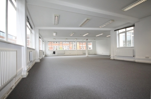 112-114 Goswell Rd – Office Space for Lease – 1,114 sq ft – London EC1V 7DP