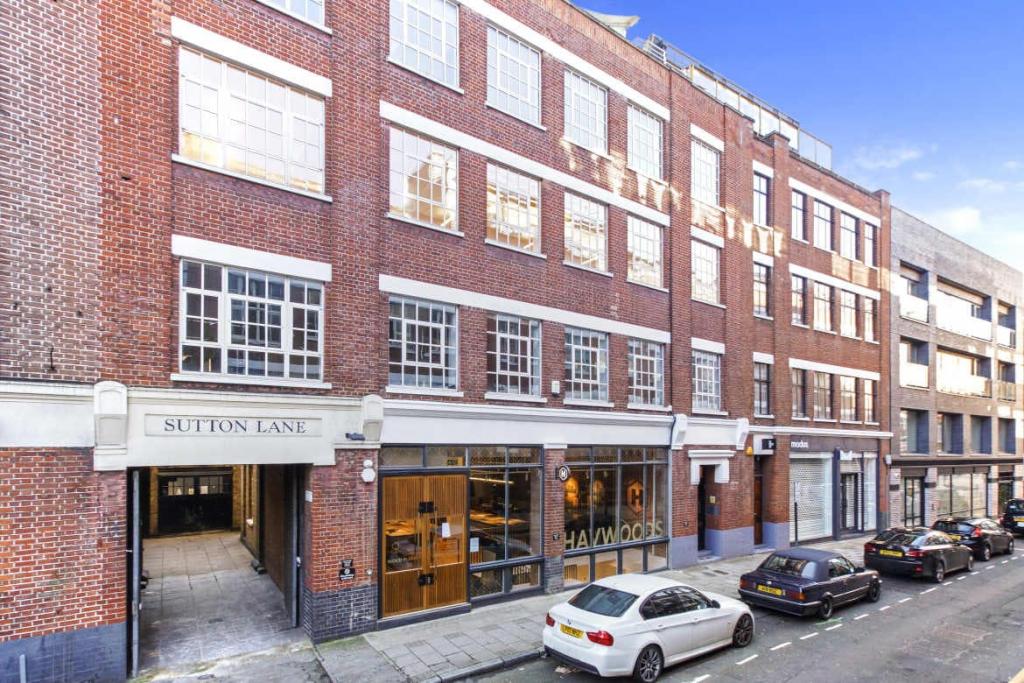 26-27 Great Sutton St – Office Space To Let – 1,565 Sq Ft – City Fringe, London