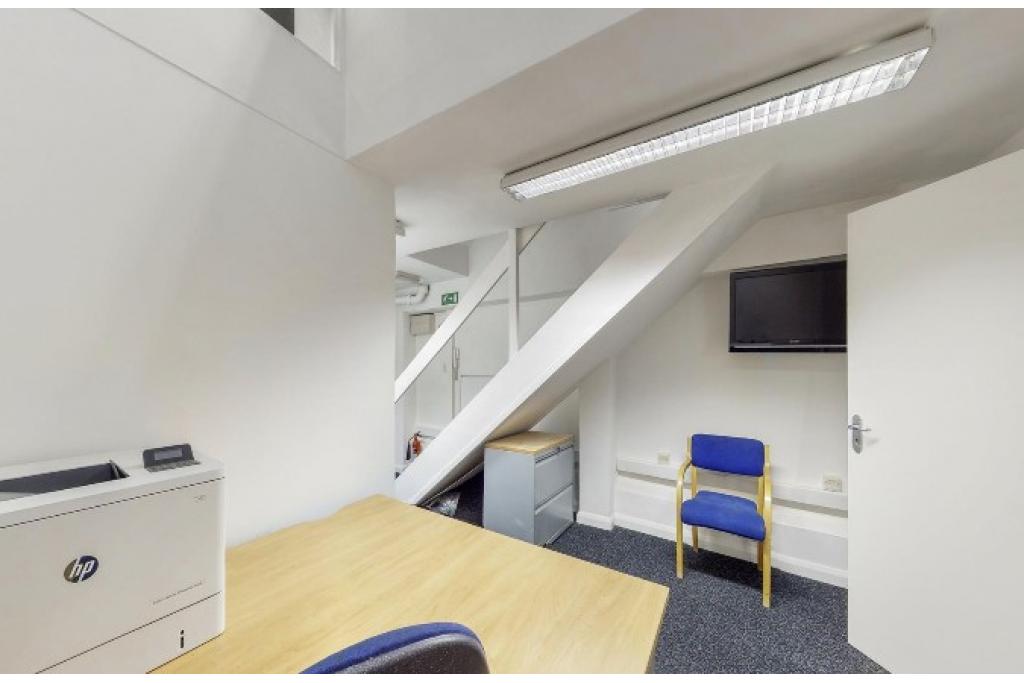 136 Old St – Office Unit – London EC1V