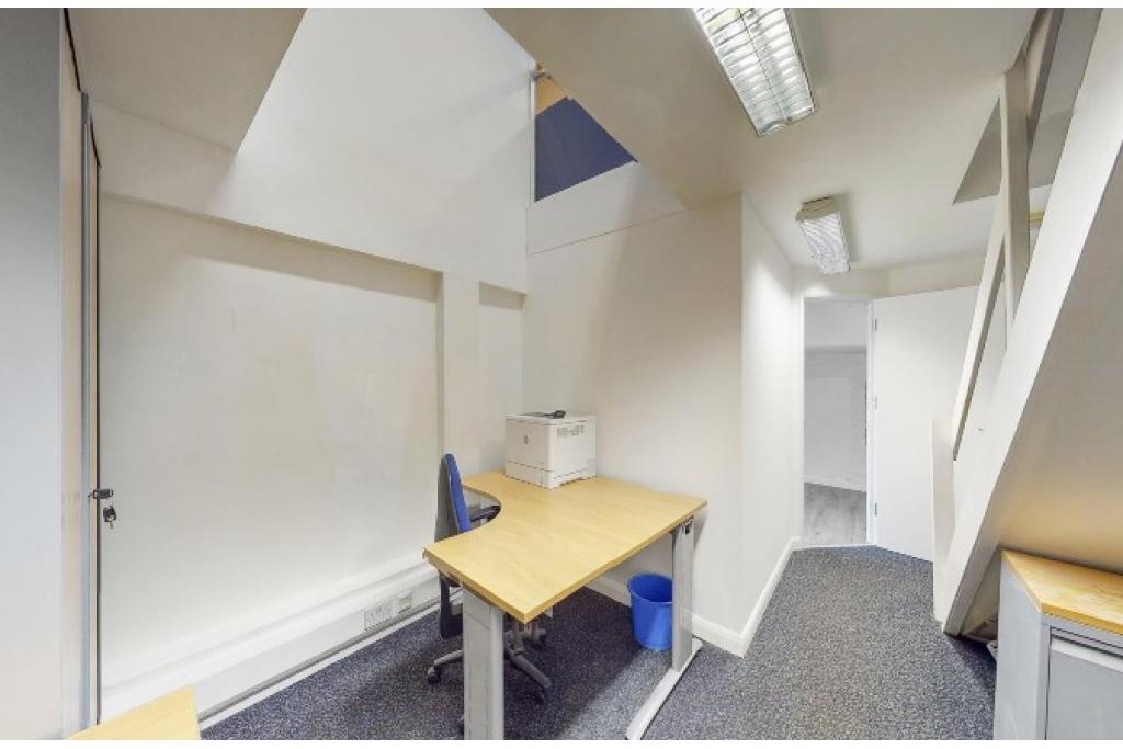 136 Old St – Office Unit – London EC1V