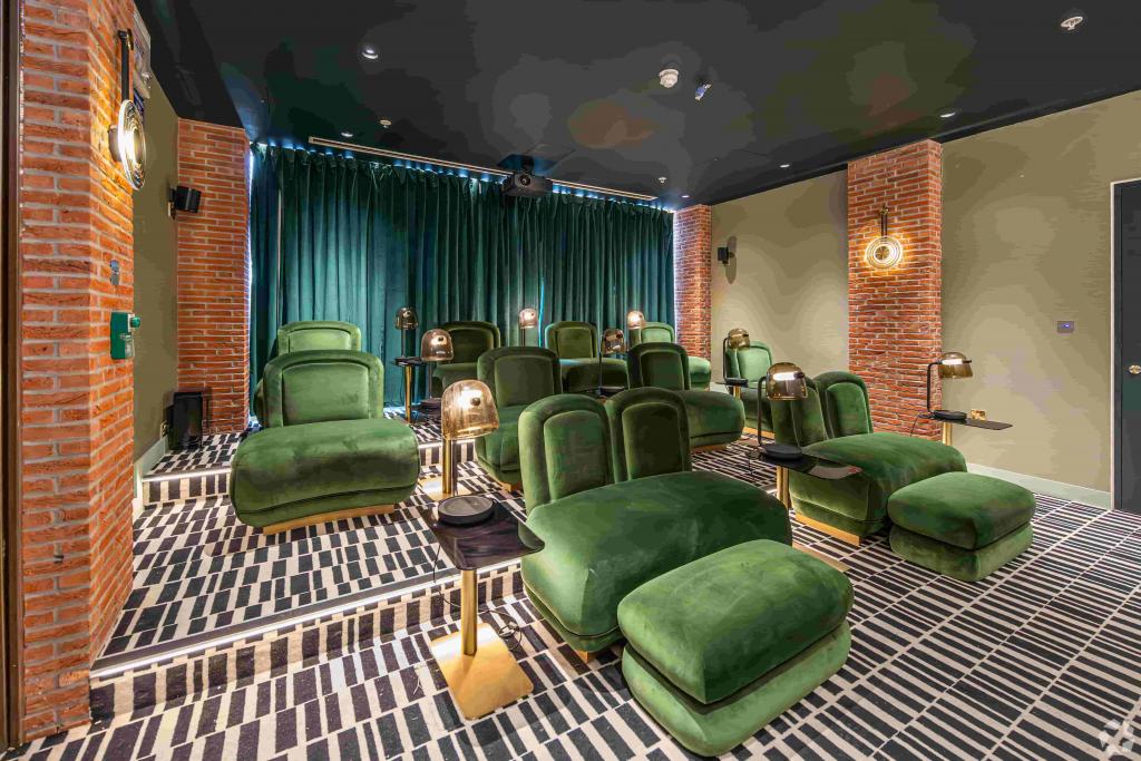 225 City Rd – The Arc – Office Space – 154,420 sq ft – London EC1V