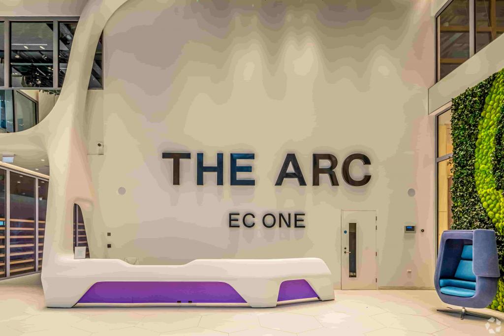 225 City Rd – The Arc – Office Space – 154,420 sq ft – London EC1V