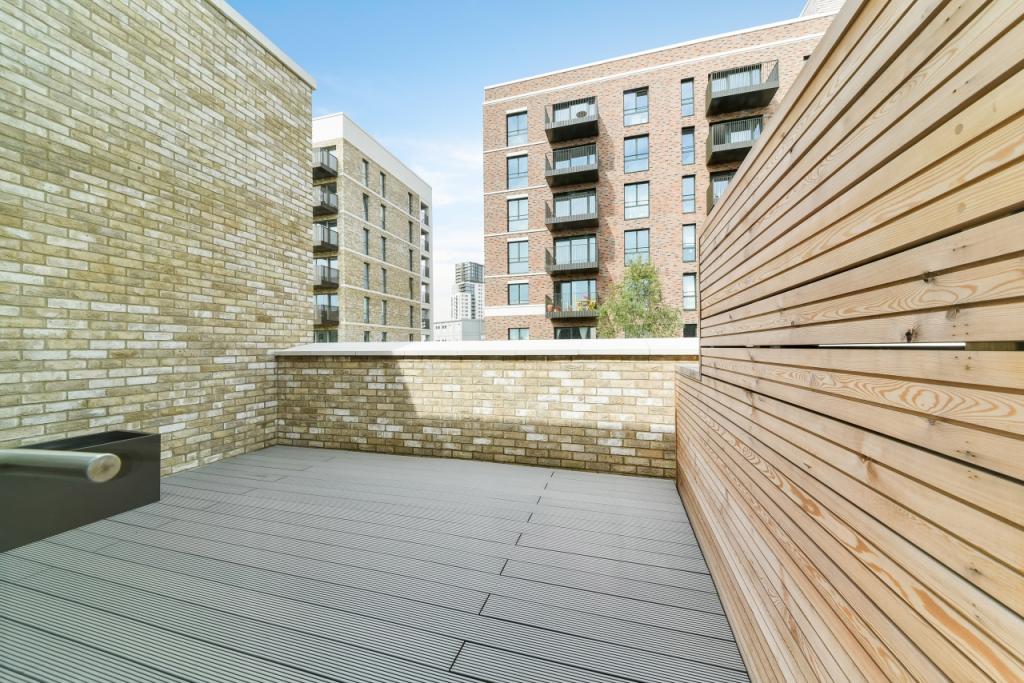 £1,000,000 Asking Price – Modern Townhouse – 3 Bedroom Property for Sale