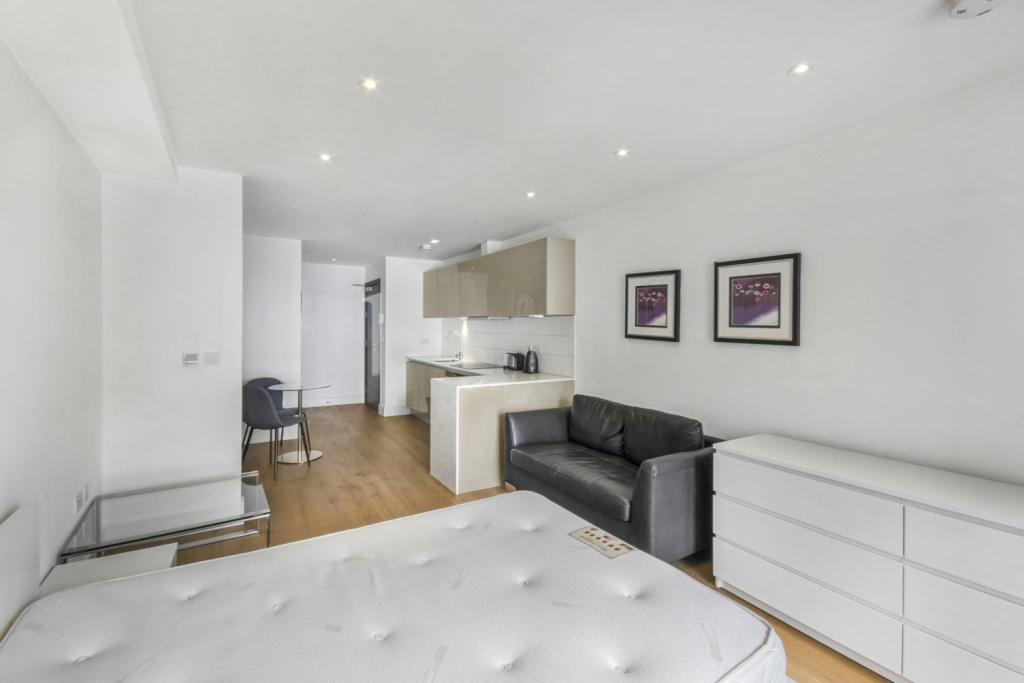 £300,000 Asking Price – Westworth House – Studio Apartment for Sale – Hammersmith