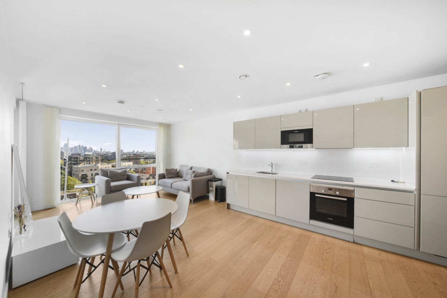 £500,000 Guide Price – Sayer Street – 1 Bedroom Apartment for Sale – Elephant & Castle