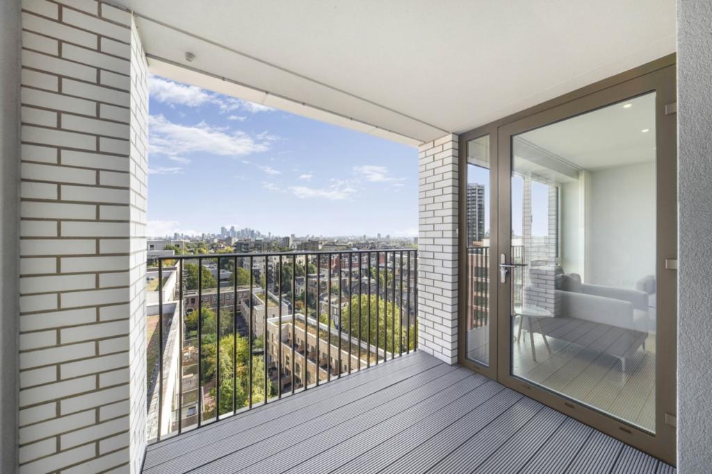 £500,000 Guide Price – Sayer Street – 1 Bedroom Apartment for Sale – Elephant & Castle