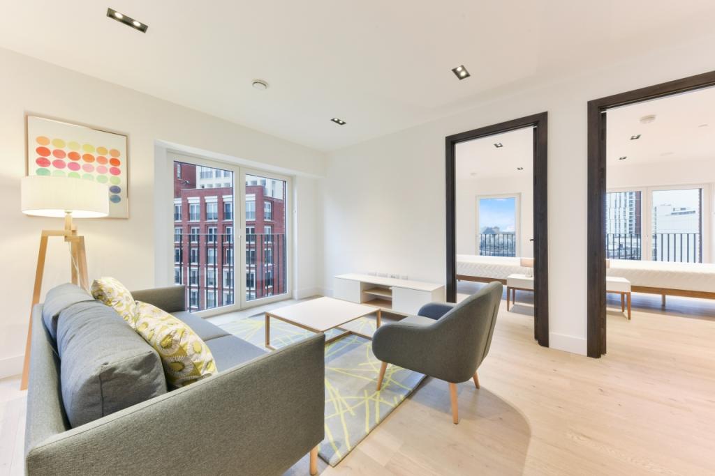 £850,000 Guide Price – Keybridge House – 2 Bedroom Apartment for Sale – Vauxhall