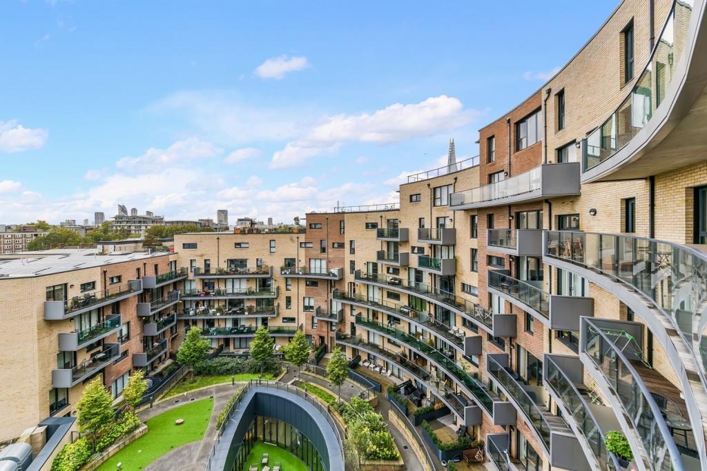 £670,000 Guide Price – Arc House – 2 Bedroom Apartment for Sale – Tower Bridge, London