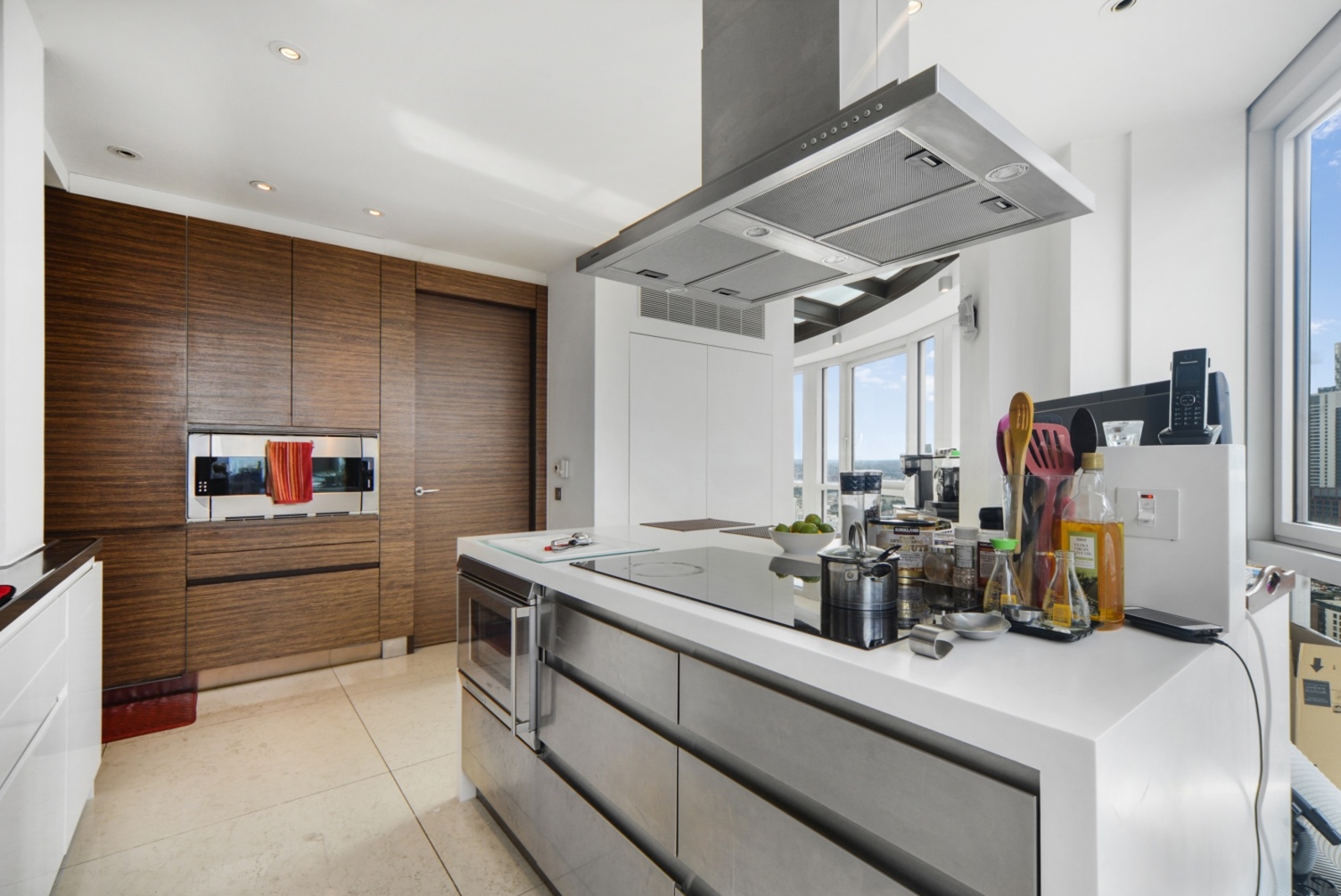 £1,400,000 Asking Price – Ontario Tower – Luxury Duplex Penthouse for Sale – Canary Wharf,