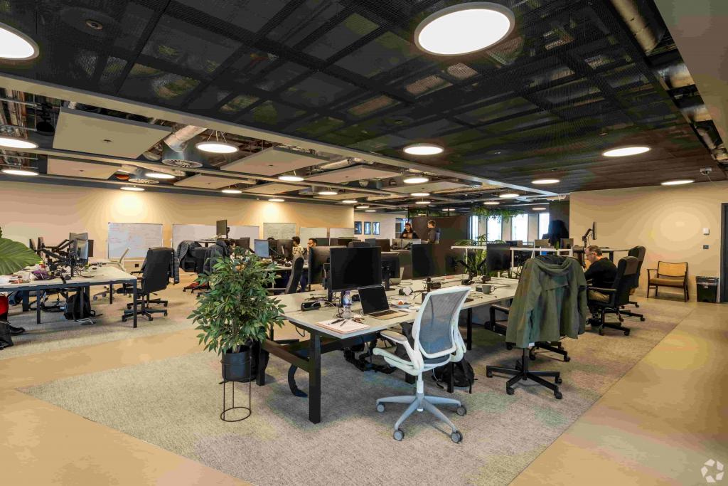 103-105 Bunhill Row – HYLO – Office Space for Lease – City Fringe Submarket, Londo