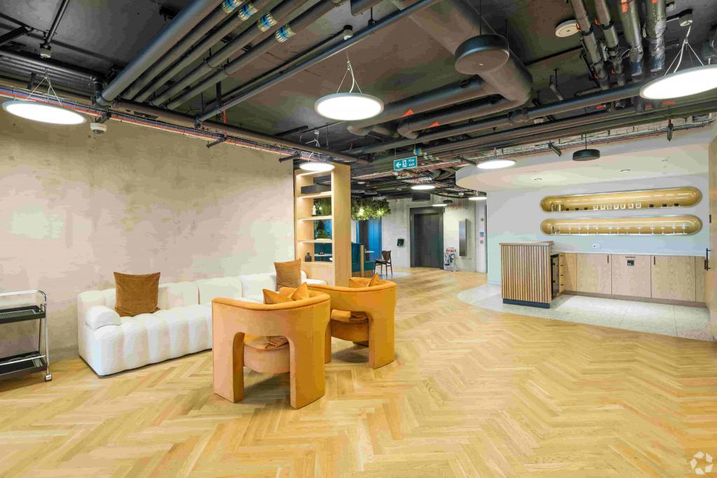 103-105 Bunhill Row – HYLO – Office Space for Lease – City Fringe Submarket, Londo