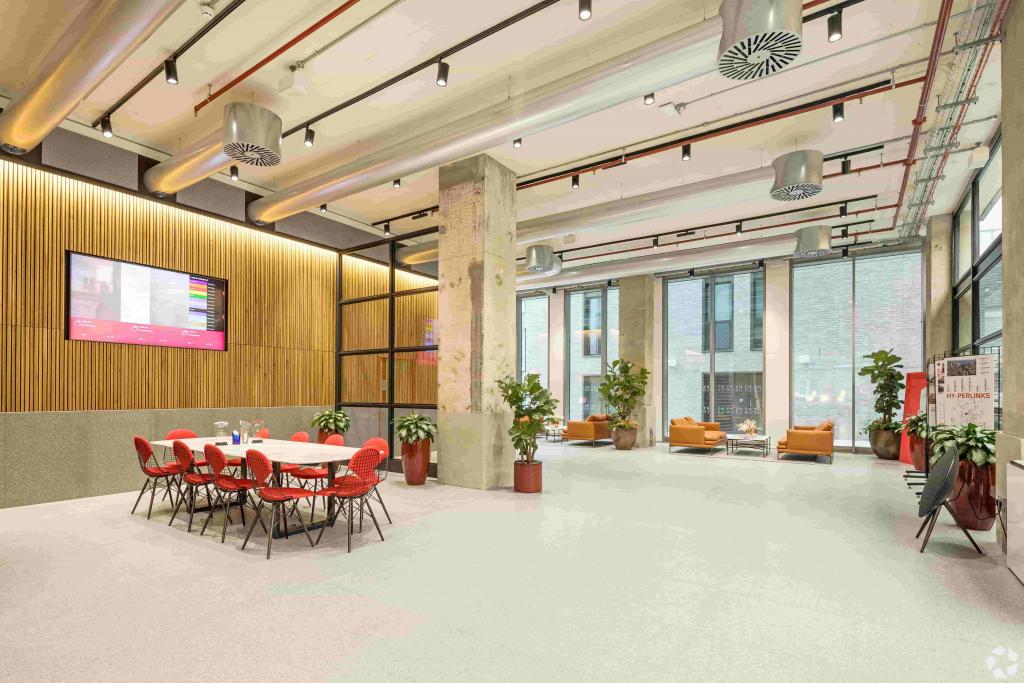 103-105 Bunhill Row – HYLO – Office Space for Lease – City Fringe Submarket, Londo