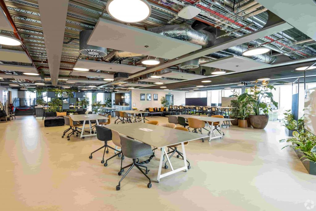 103-105 Bunhill Row – HYLO – Office Space for Lease – City Fringe Submarket, Londo