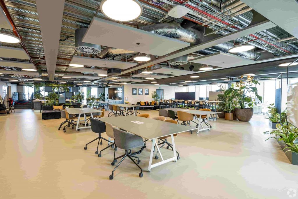 103-105 Bunhill Row – HYLO – Office Space for Lease – City Fringe Submarket, Londo