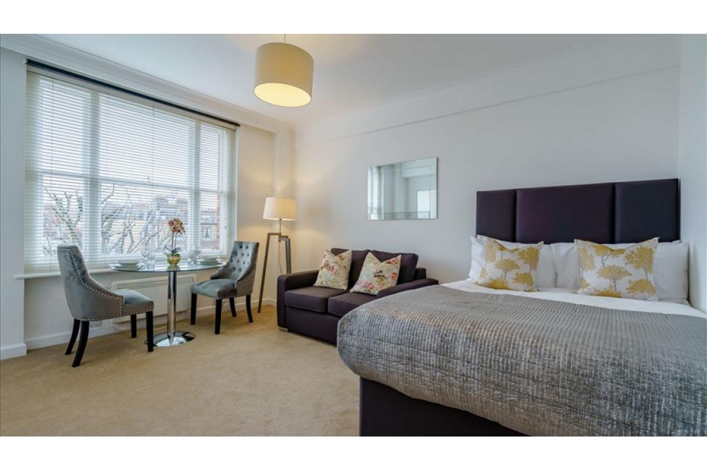 4th floor - Studio  Apartments - Hill Street, London  266sq ft - 1 bathroom