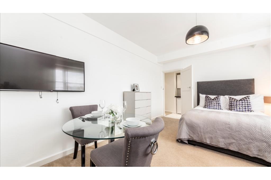 8th floor - Studio - Studio, Apartments - Hill Street, London  259sq