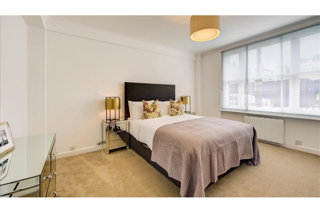 Ground floor - 2 bedrooms - 792sq ft - 39 Hill Street, Mayfair London W1J 5NA