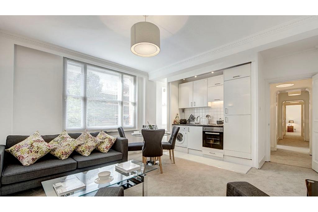 1st floor - 2 bedrooms - 732sq ft - 2 bathrooms - 39 Hill Street, Mayfair London W1J 5NA