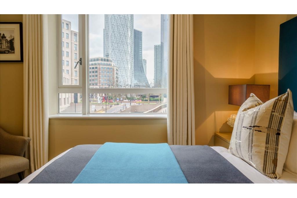 1st floor - 2 bedrooms - 973sq ft - 2 bathrooms - 39 Westferry Circus, Canary Wharf London