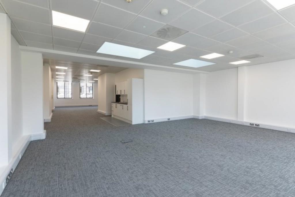 4 City Rd – Office Space for Lease – City Fringe Submarket, London