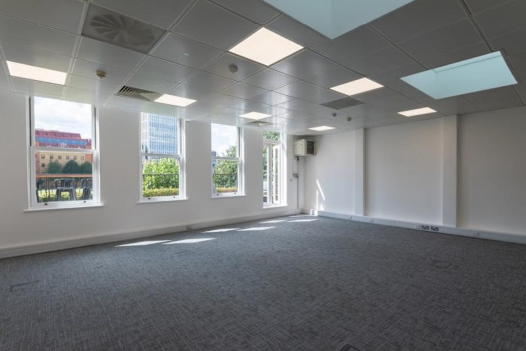 4 City Rd – Office Space for Lease – City Fringe Submarket, London