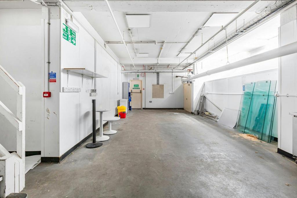 40-56 City Rd – The Lexington – Retail/Residential Unit for Lease/Sale – London