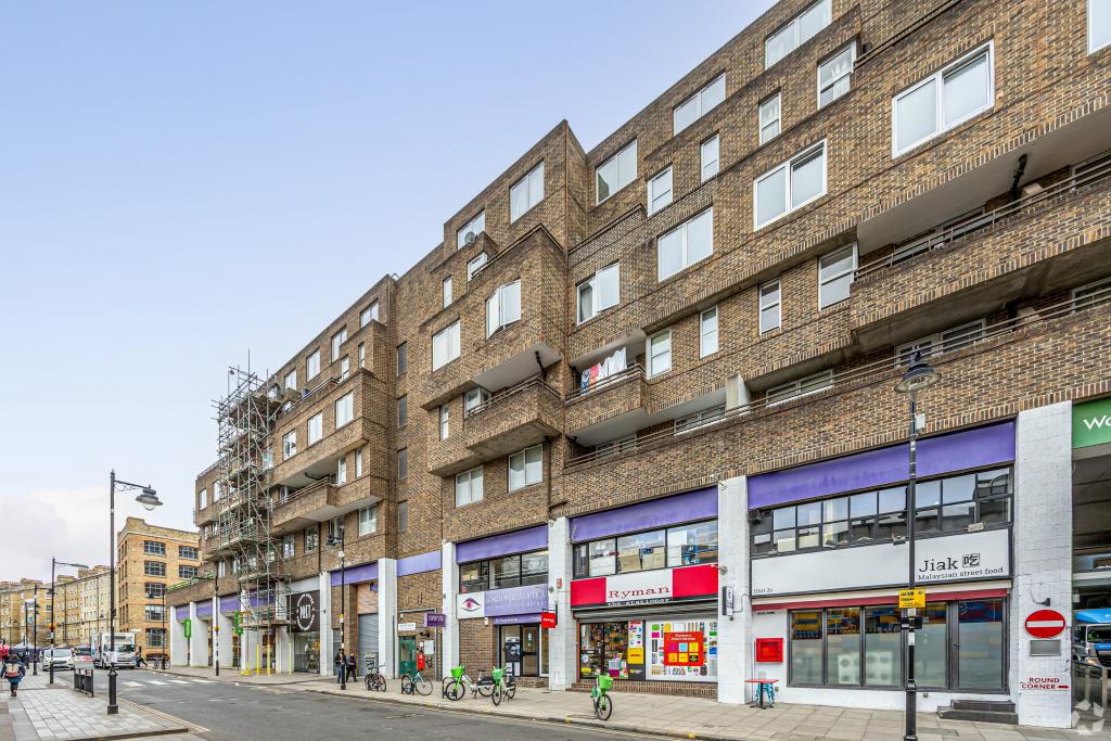 1-5 Cherry Tree Walk – Cherry Tree Walk Shopping Centre–1,039 Sq ft Retail Space To Let – £32,000