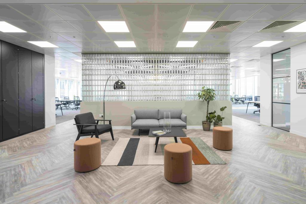 10 Chiswell St – Office Space To Let – 14,614 Sq ft – £85.00 - £87.50/FRI